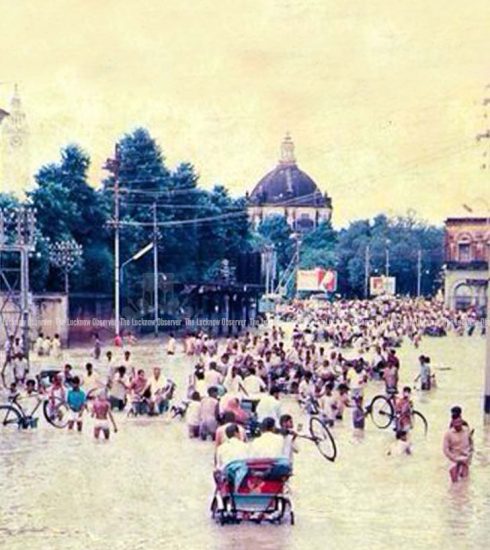 Gomti-Flood-Hazratganj-1960